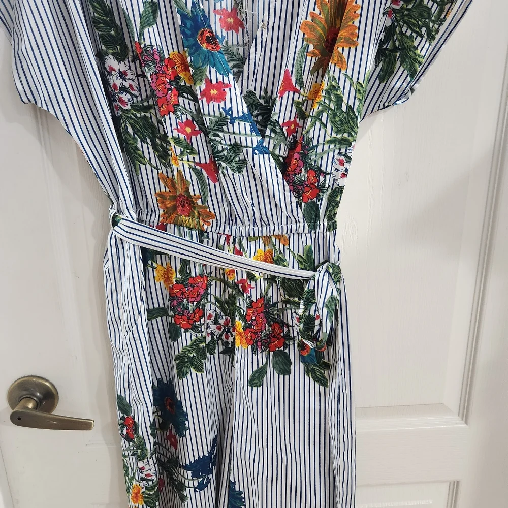 Romper - Picture 3 of 5